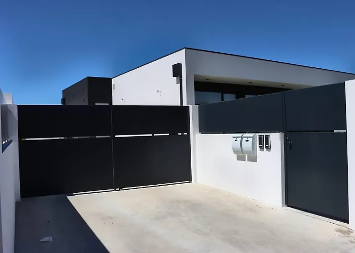 Casa Carlotti Tatil Evi